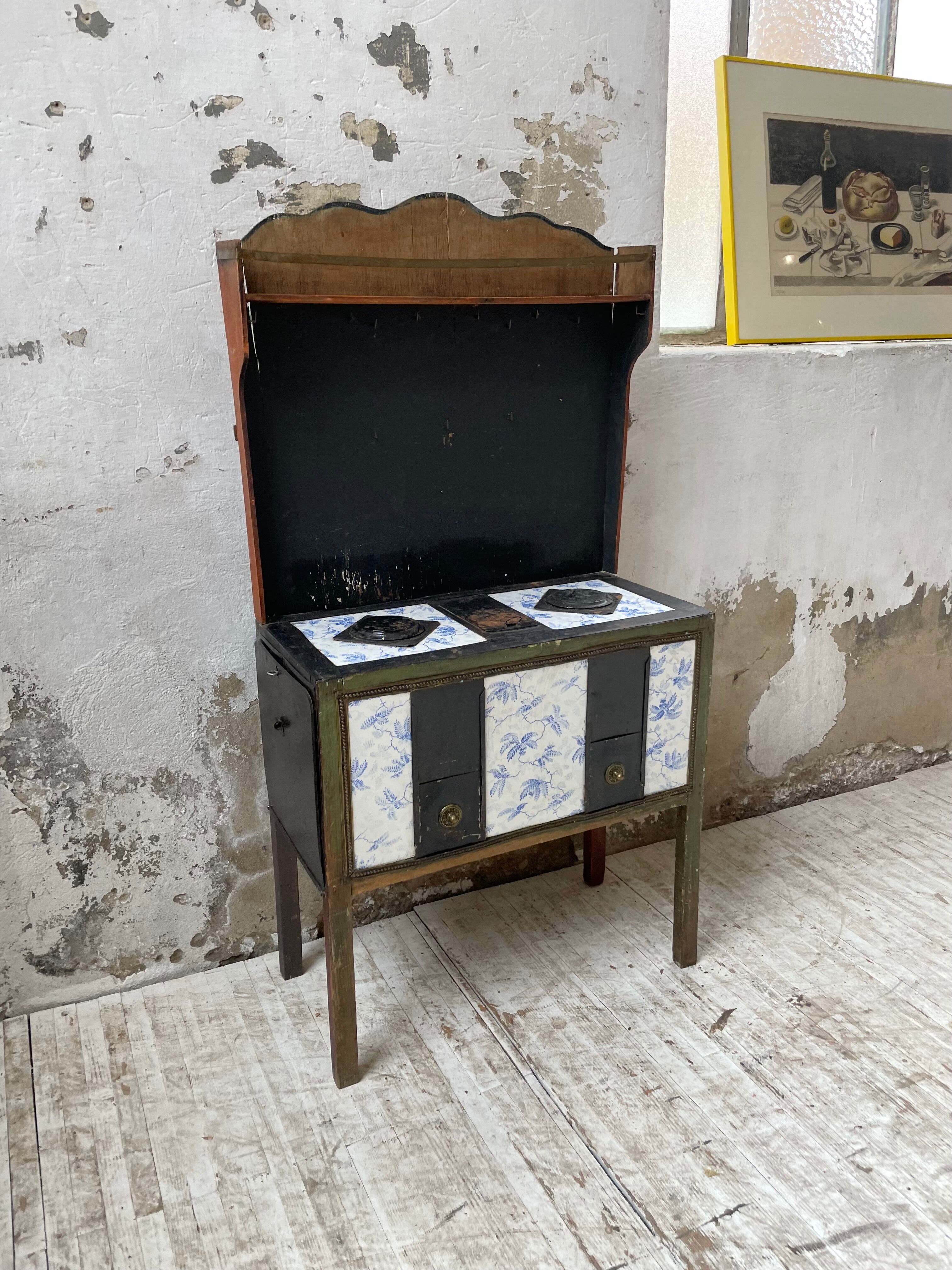 Children's toy stove antique