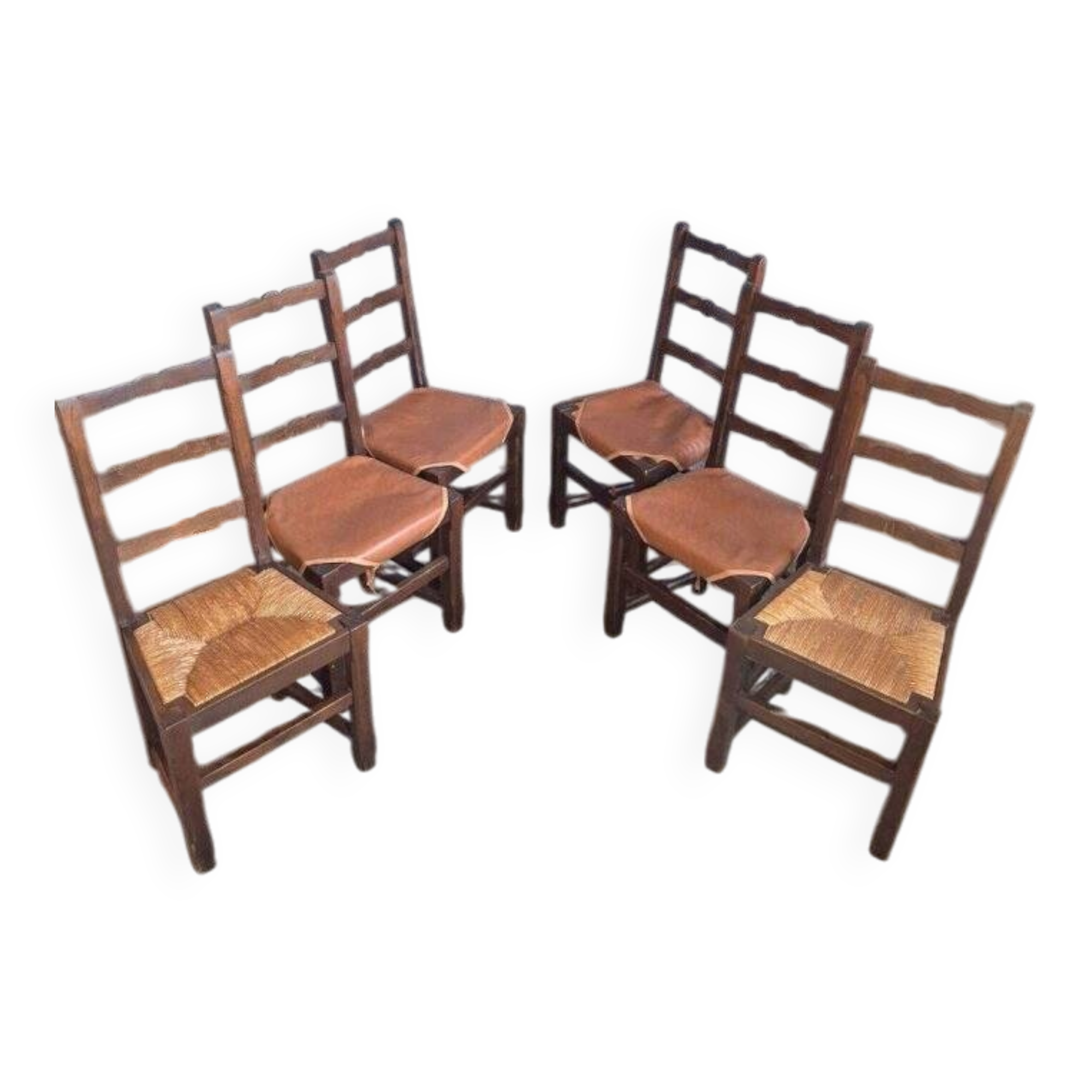 Set of 6 chairs in straw and solid wood.