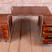 Czech Bauhaus Writing Desk in Walnut attributed to A. Lurcat for Kovona, 1920s