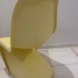 Pantone chairs