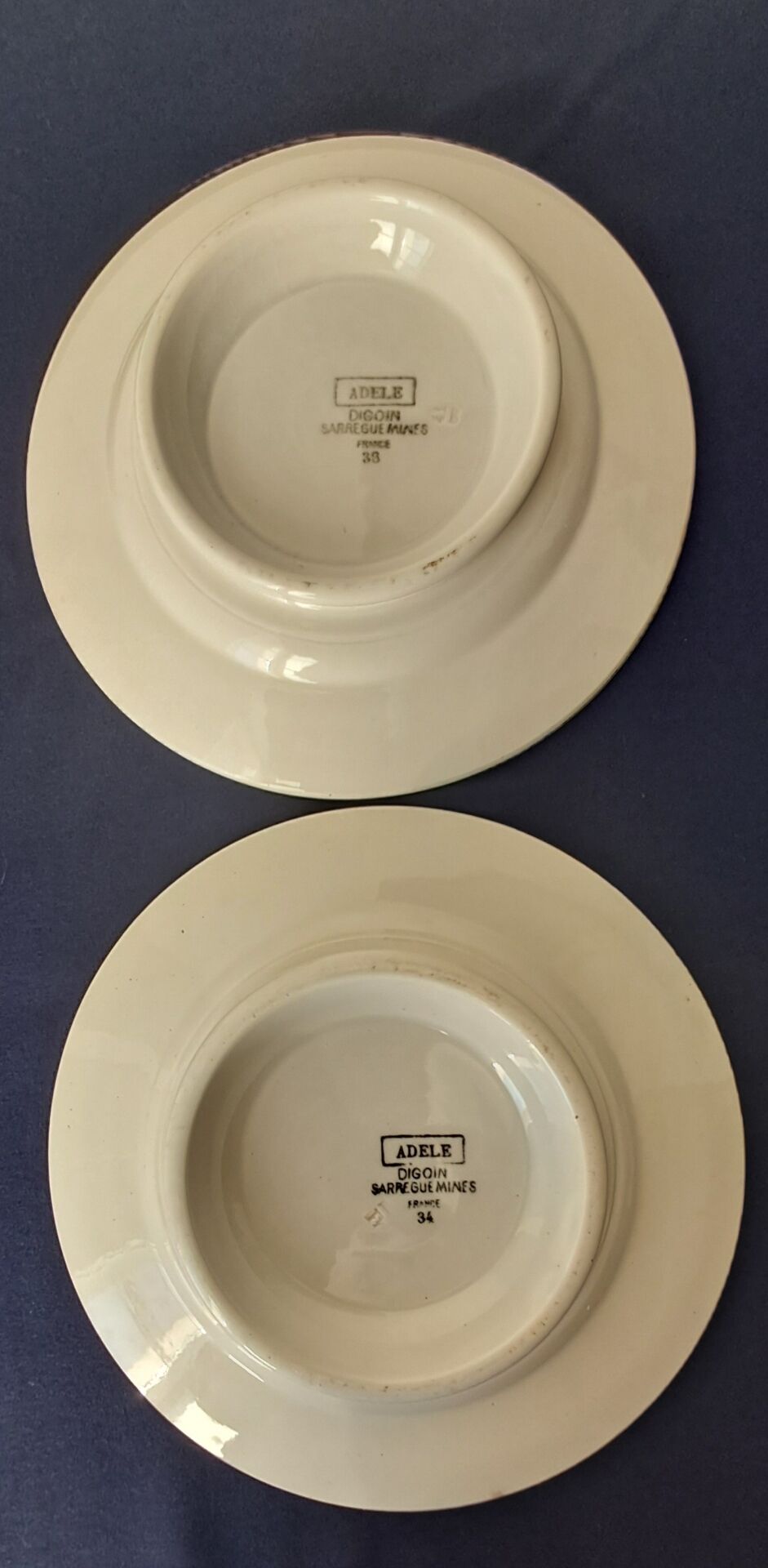 2 cake stands. Adèle model from Digoin Sarreguemines. Year.