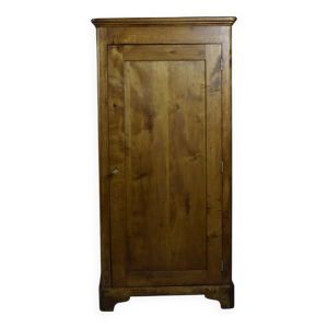 Armoire à linge en bouleau