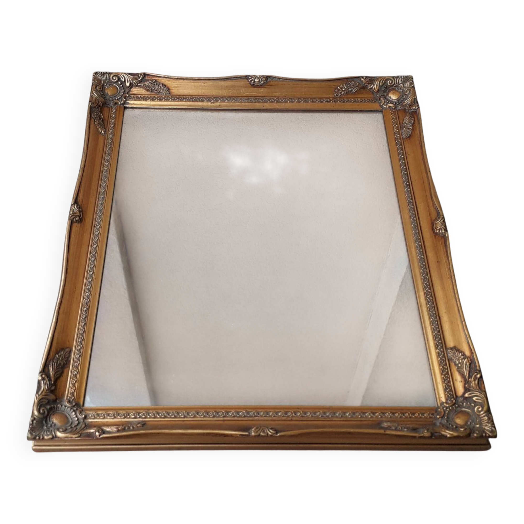Rectangular gold mirror