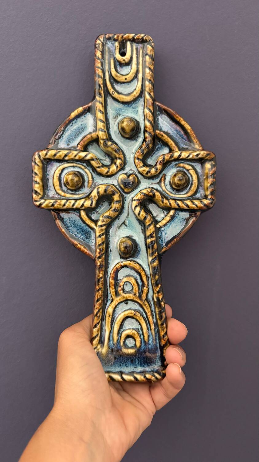 Ceramic glazed wall Celtic cross
