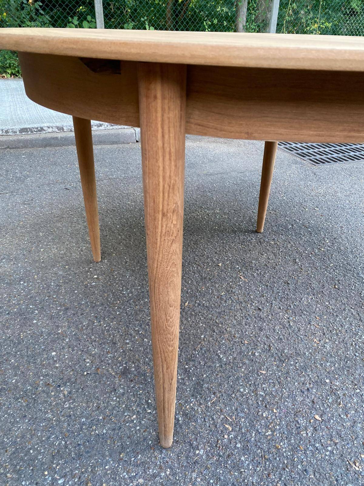 Table à manger scandinave ronde extensible décapée en teck 115cm