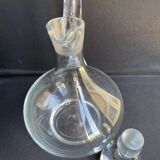 Blown crystal decanter with handle