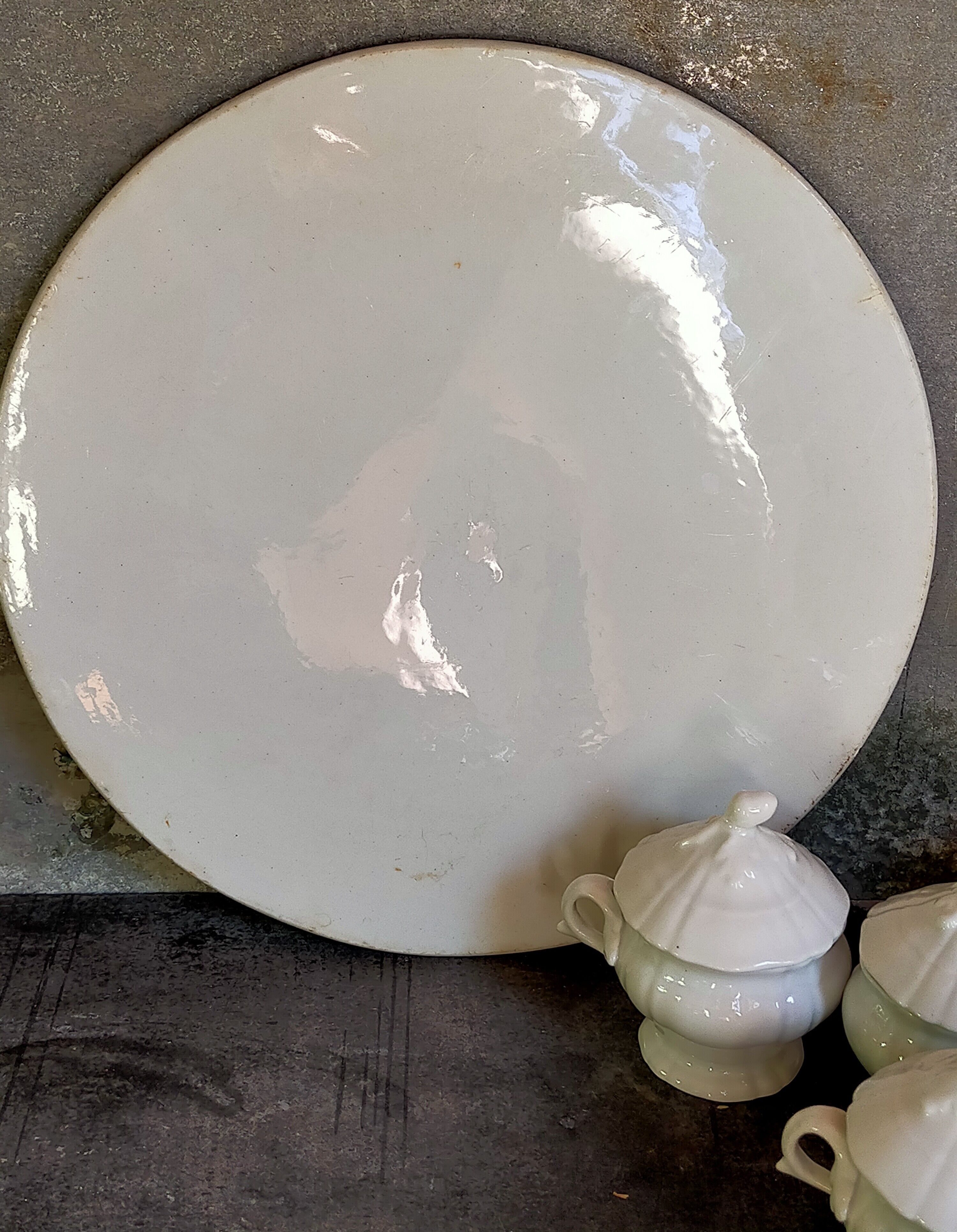 Set of seven covered pots and tray old white slurry nineteenth