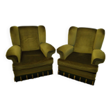 Armchairs with fringes and velvet ears