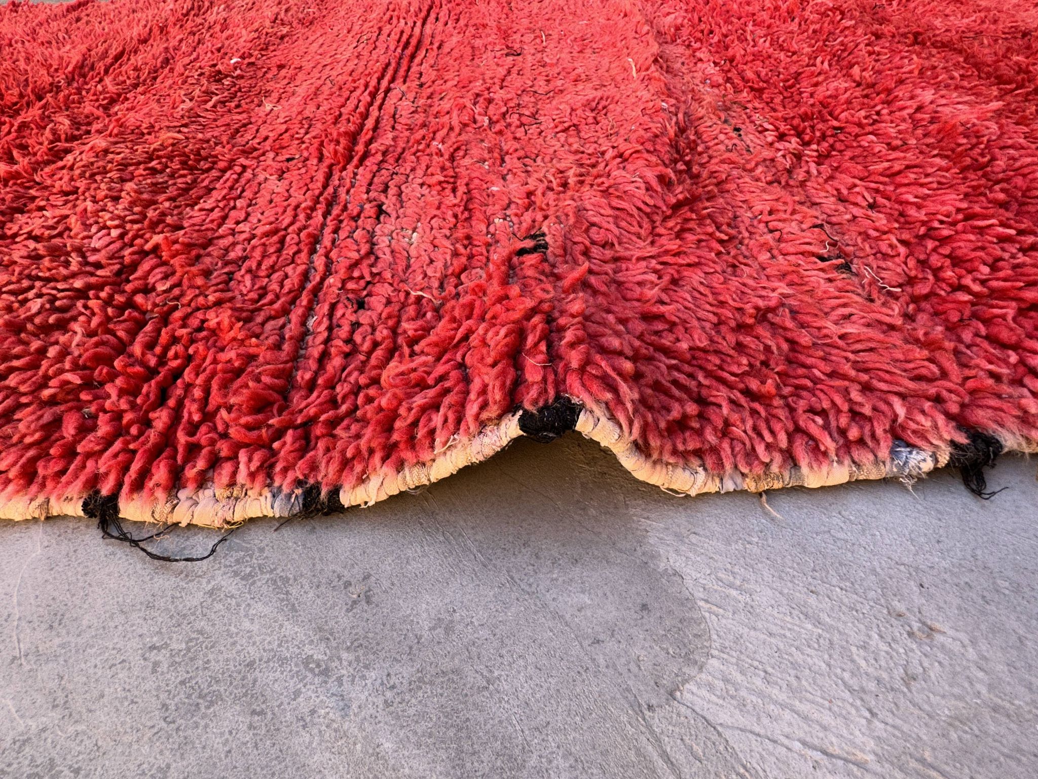 Tapis Marocain Beni M'Guild rouge - 213 x 103 cm
