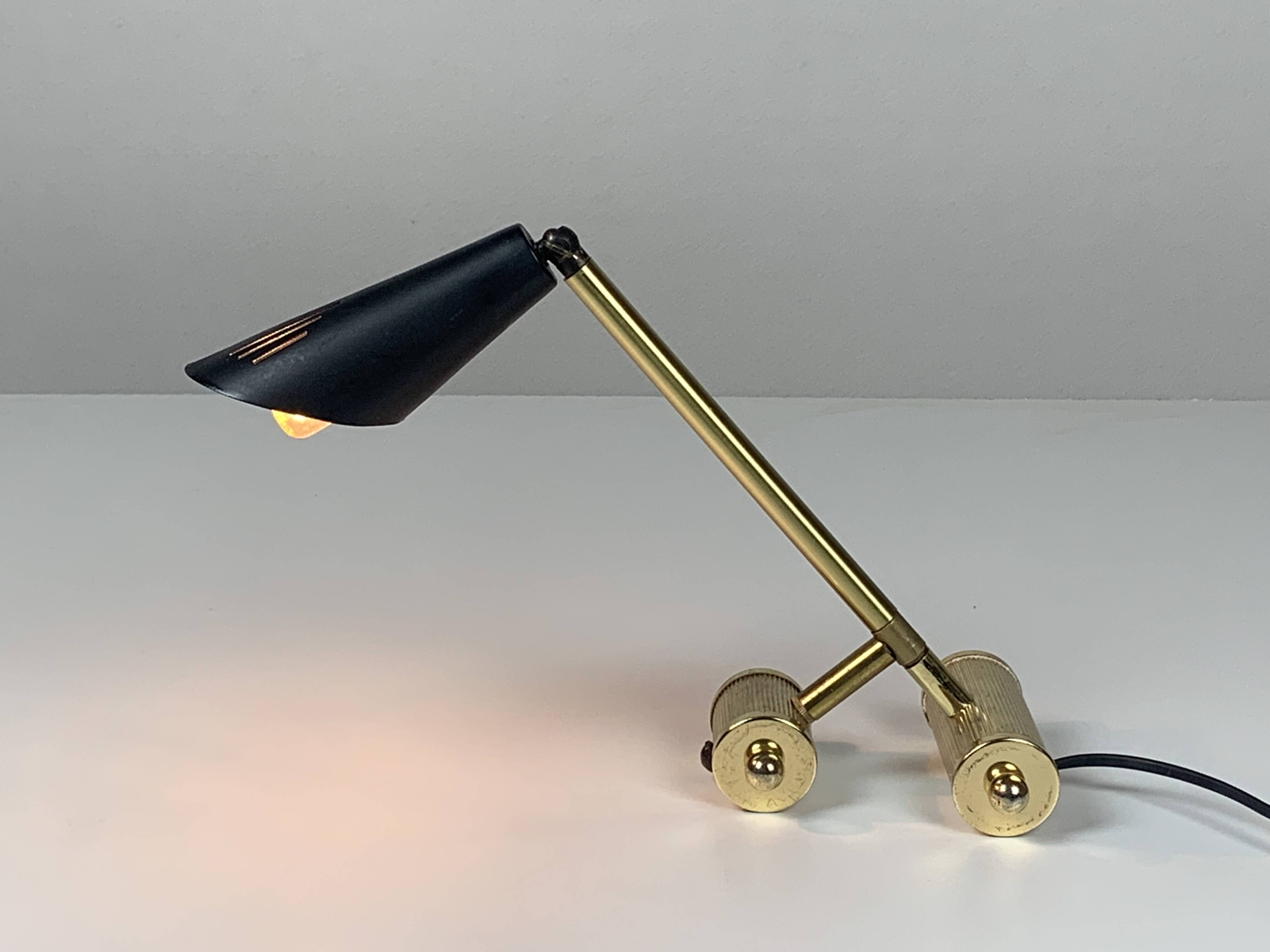 Small midcentury adjustable diabolo counter balance architectural desk lamp, 1960s