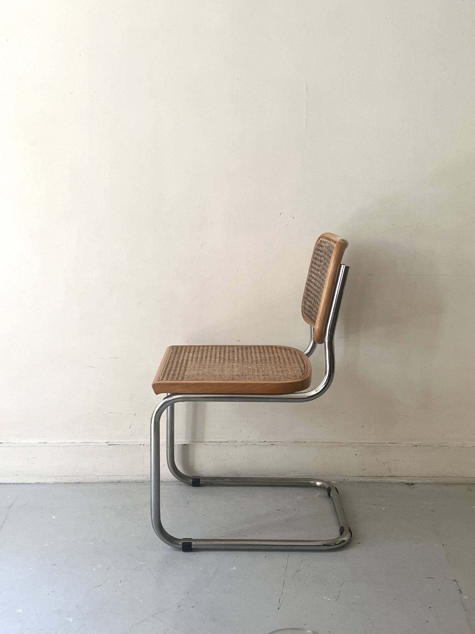 Chaise Cesca par Marcel Breuer en chrome et bois, 1970