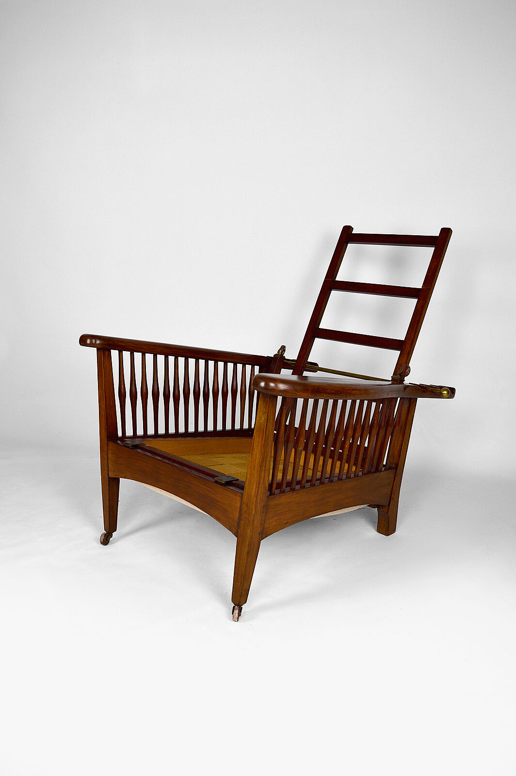 Morris Arts & Crafts armchair, United Kingdom, circa 1900