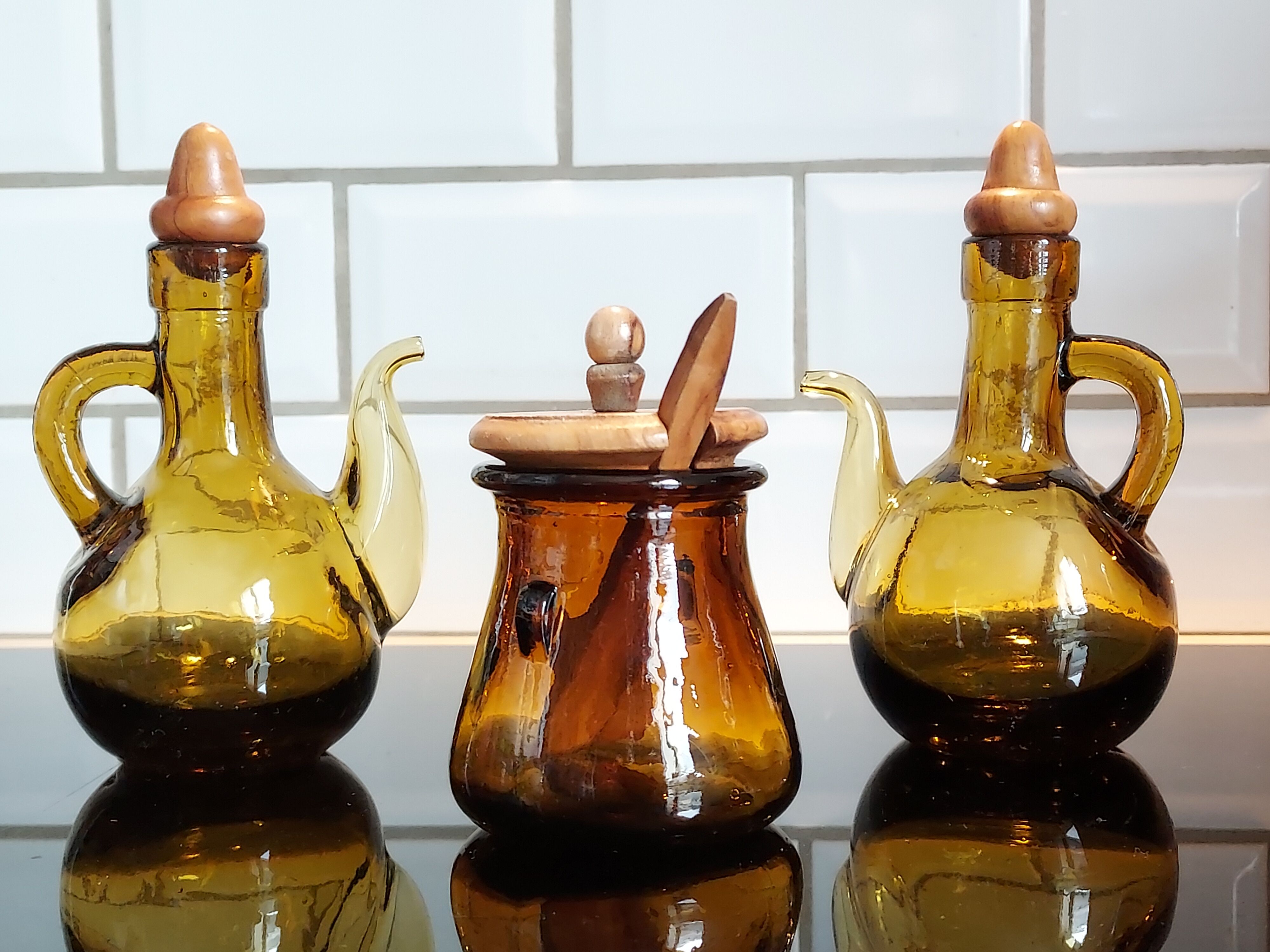 Oil and vinegar serving in amber glass
