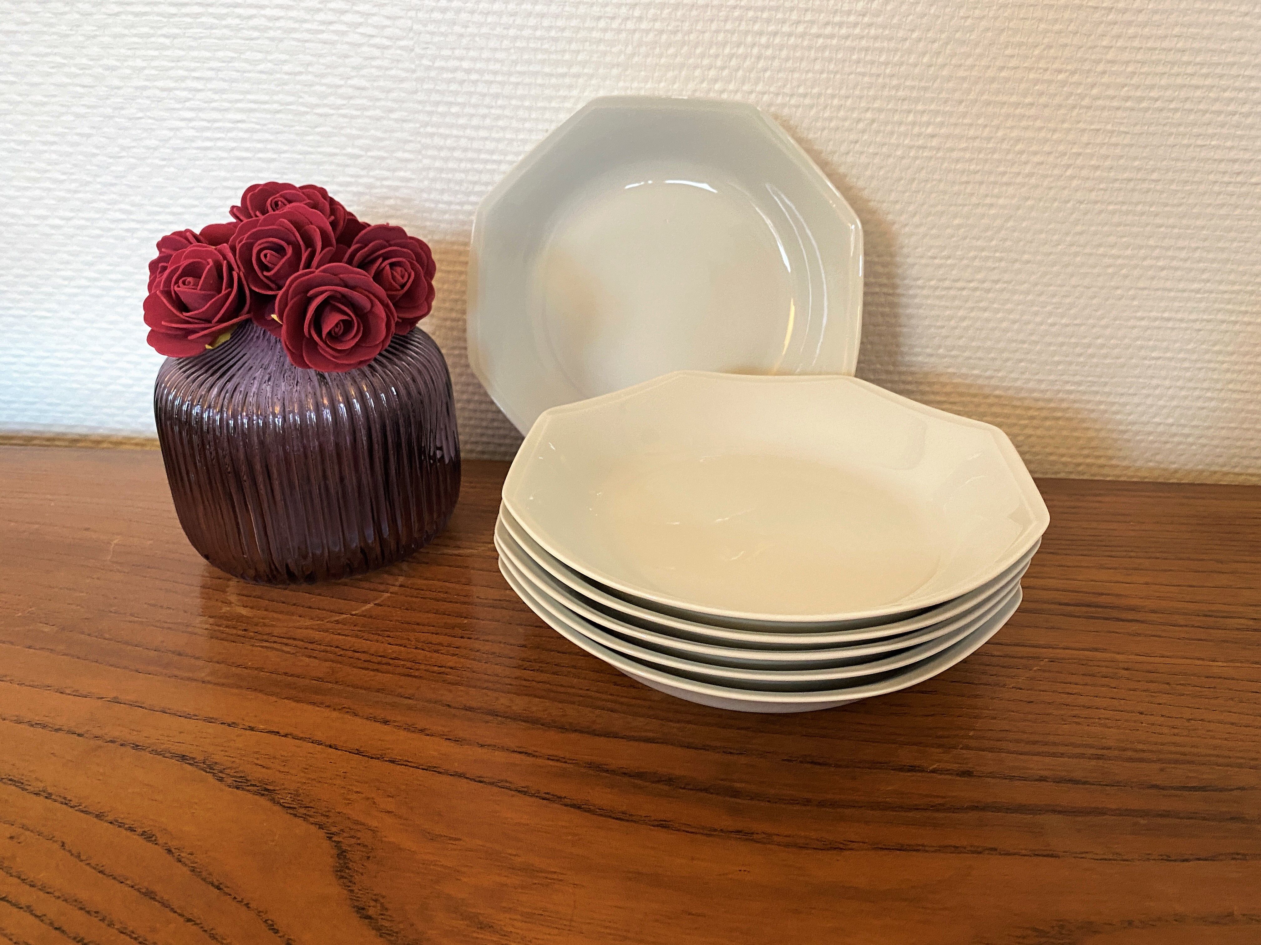6 hollow plates in Limoges porcelain