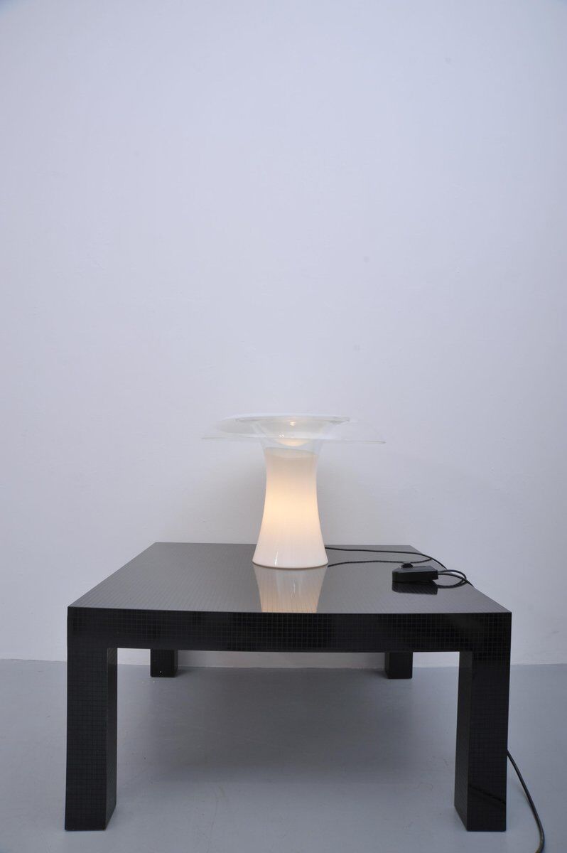 Lampe de table champignon en verre de Murano, attribuée à Vistosi, années 1970.