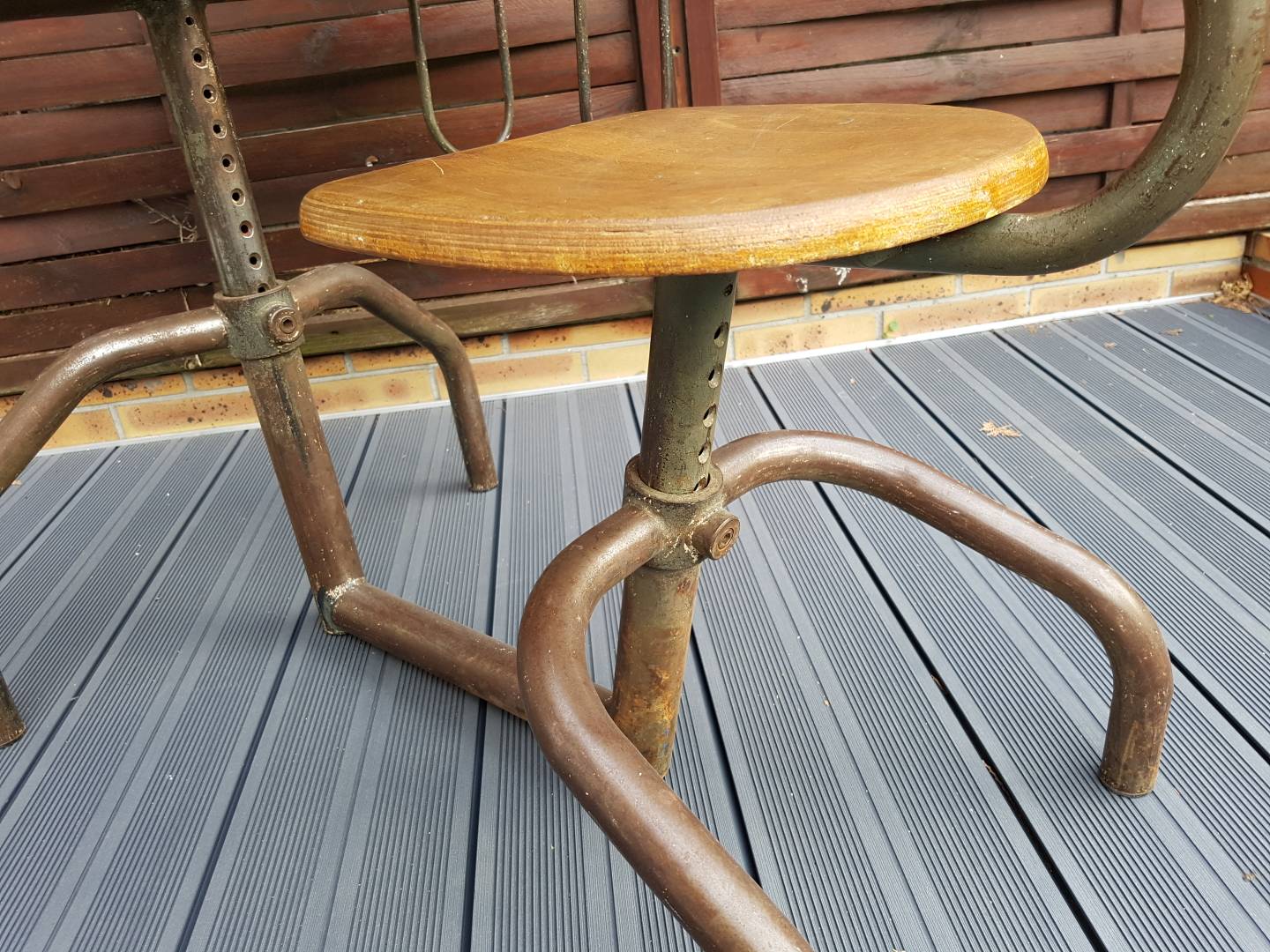 Bureau d'écolier évolutif des années 50-60