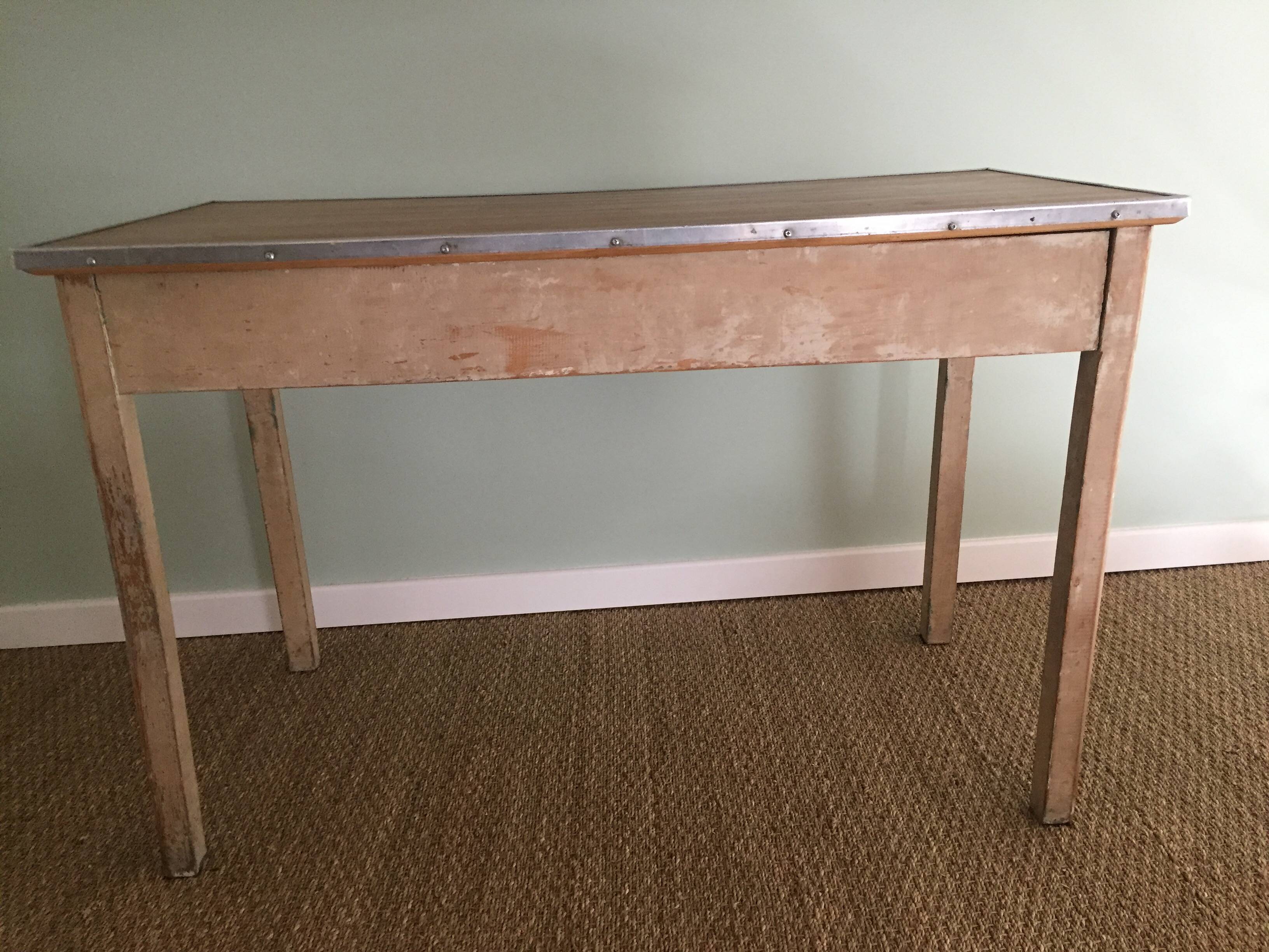 Table de cuisine en bois de hêtre