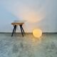 Lampe de table globe grande taille en verre par Ilu Design, Pays-Bas, années 1990.