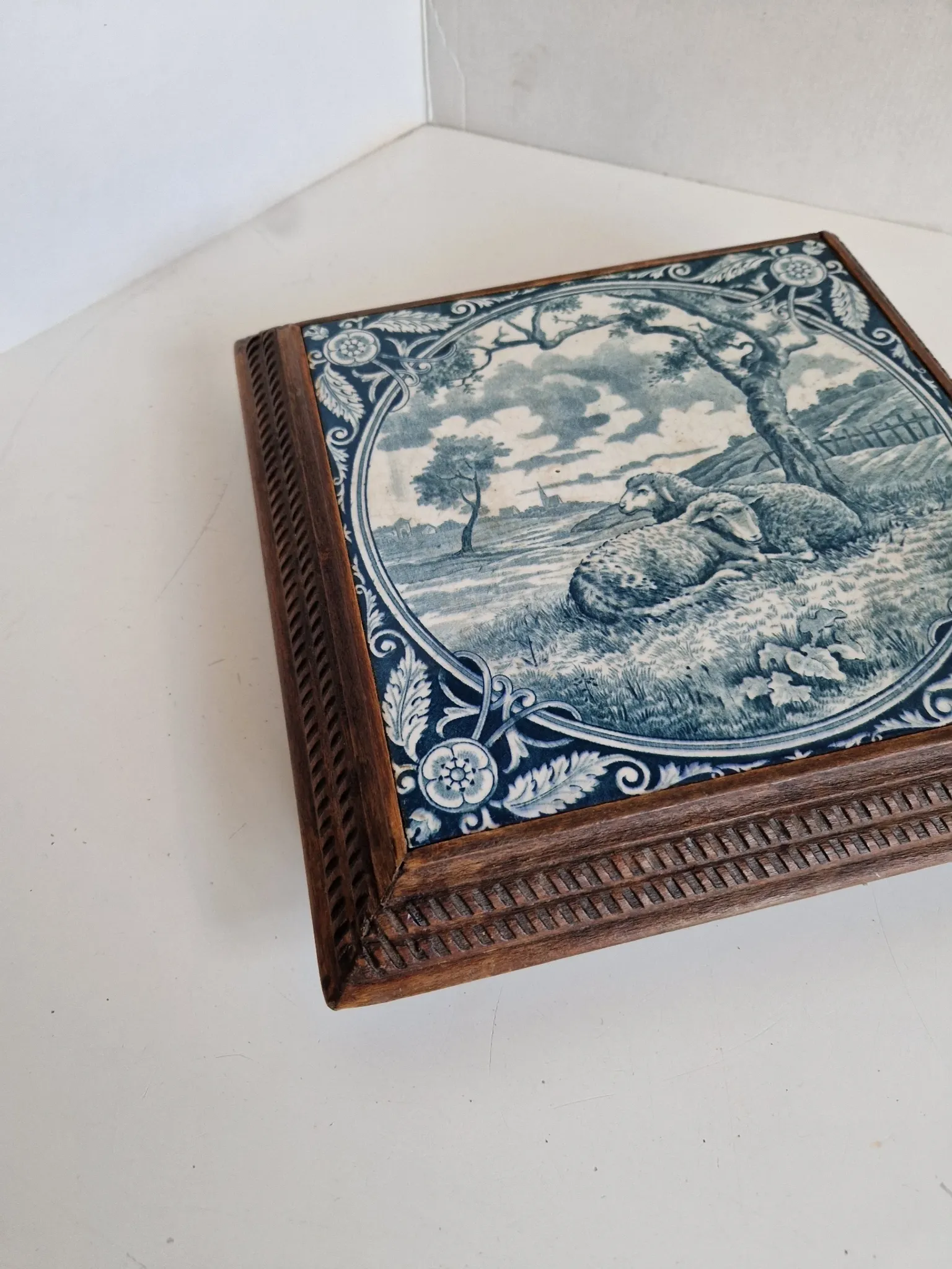 Gien Earthenware Trivet