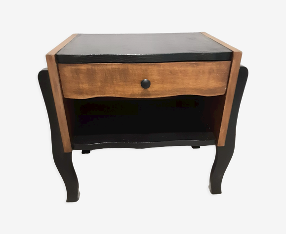 Ancien meuble d'appoint relooké vintage