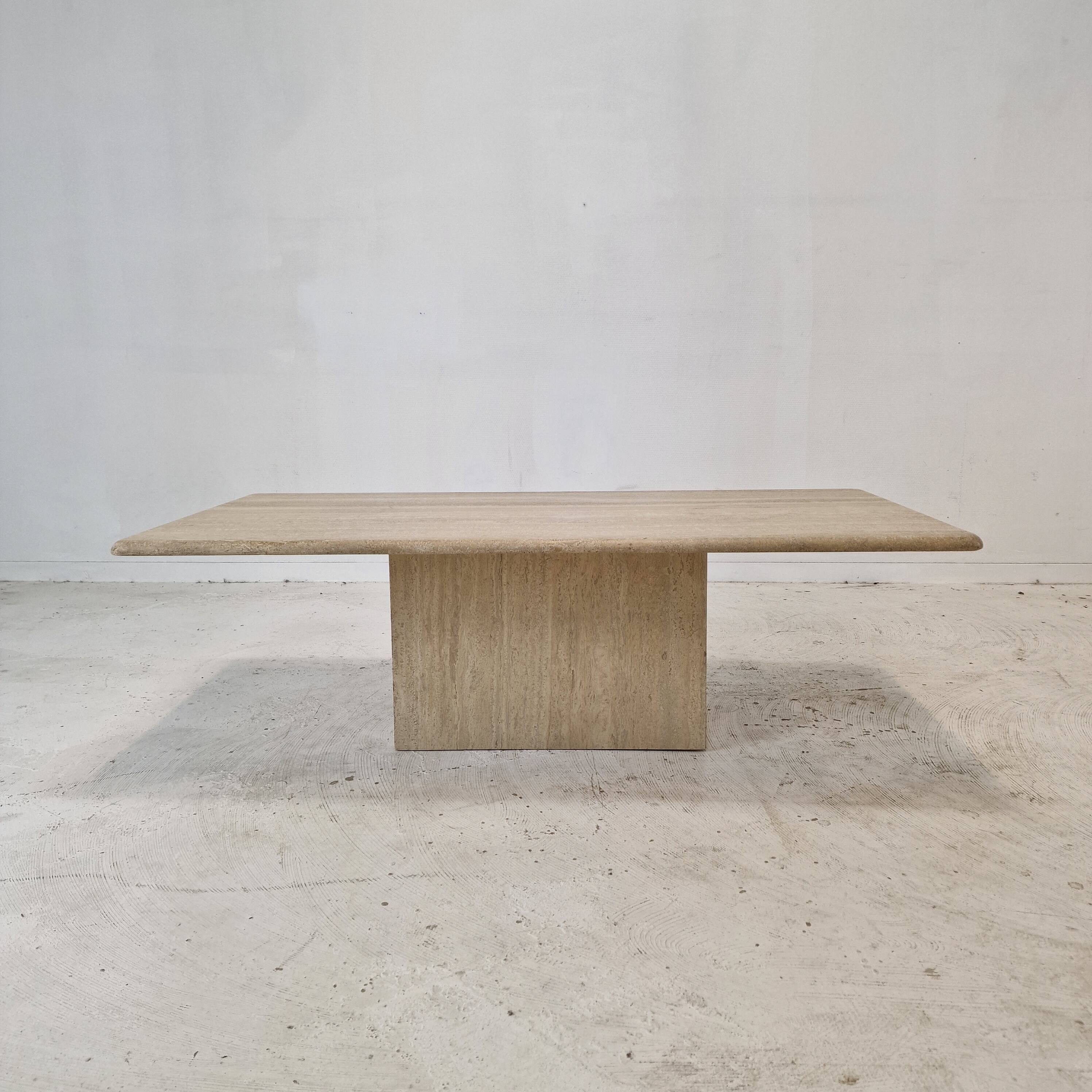 Italian Rectangle Coffee Table in Travertine, 1980s