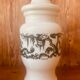 Set apothecary pots in opaline