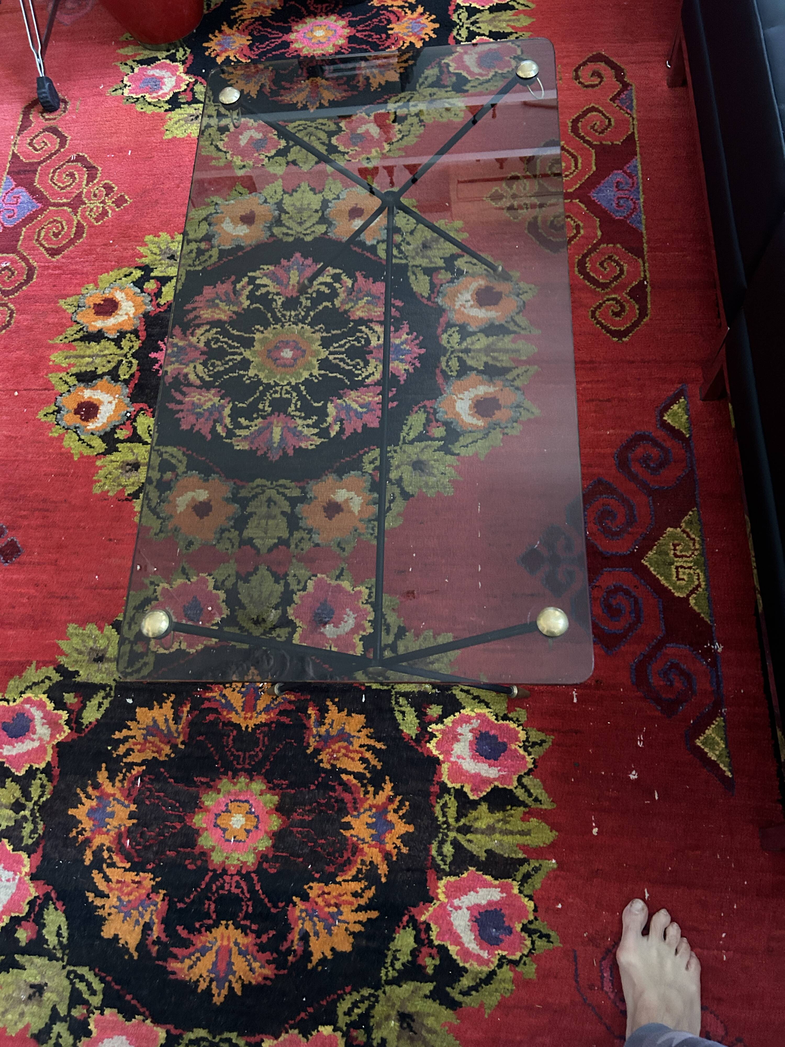 Table basse en verre fumé