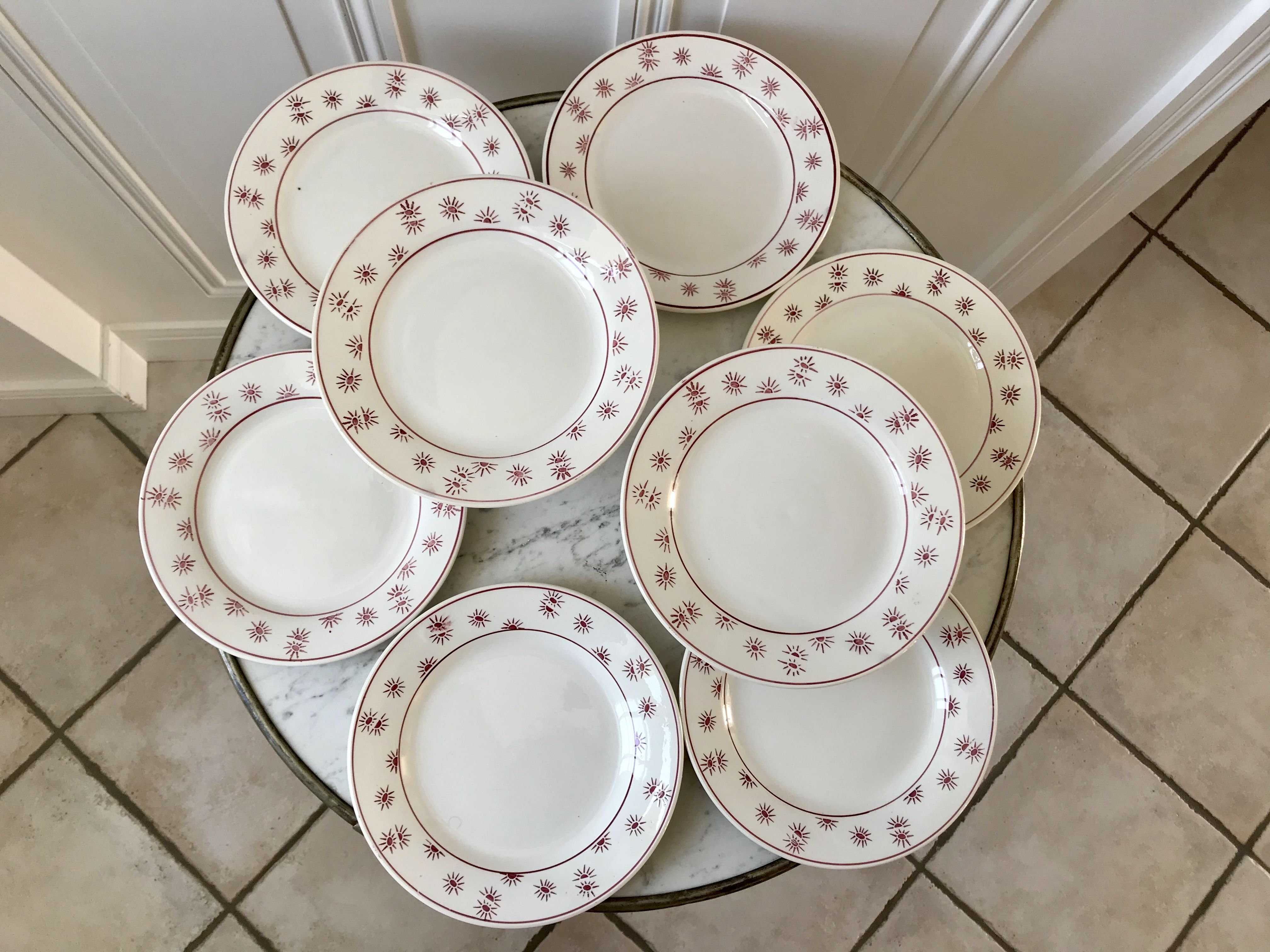 Set of 8 dessert plates Digoin Sarreguemines model "Andrée" small suns 30s