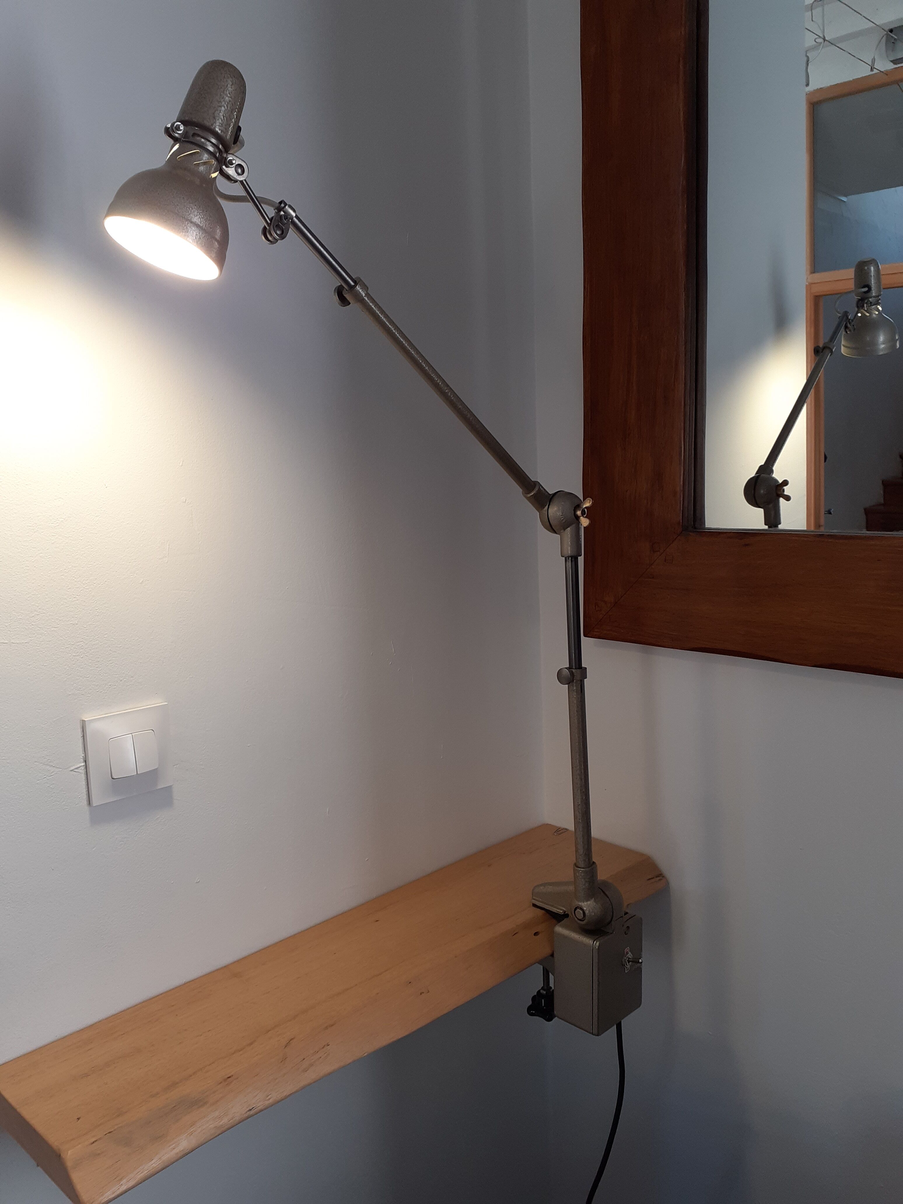 Lampe d'atelier industriel lumina