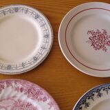 Set of 12 different flat plates