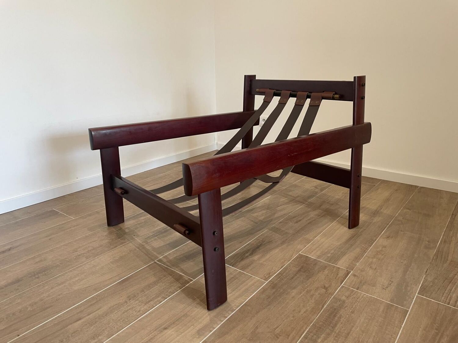 2 MP-41 Lounge Chairs by Percival Lafer