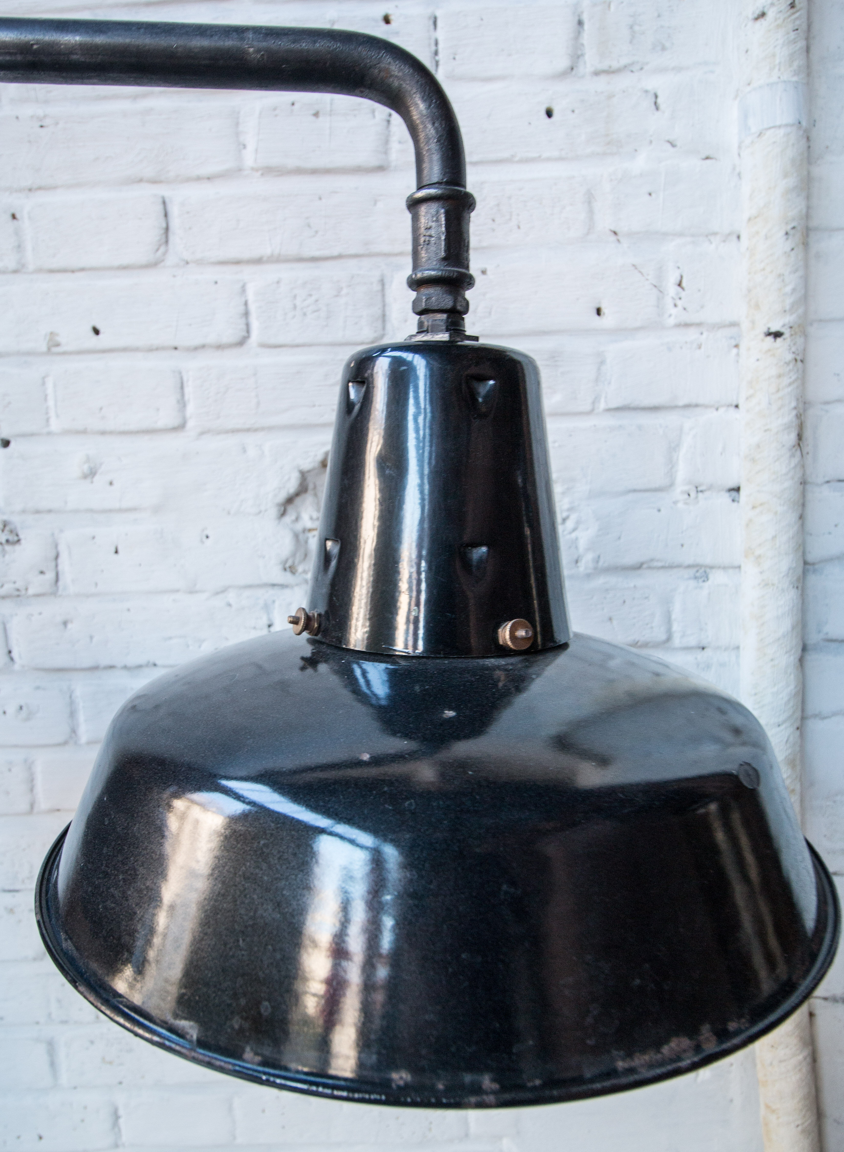 Double suspension REFLECTO-LUX of MAZDA