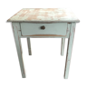 Table carrée avec tiroir