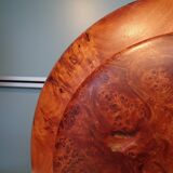 Lamp in elm or thuja wood.