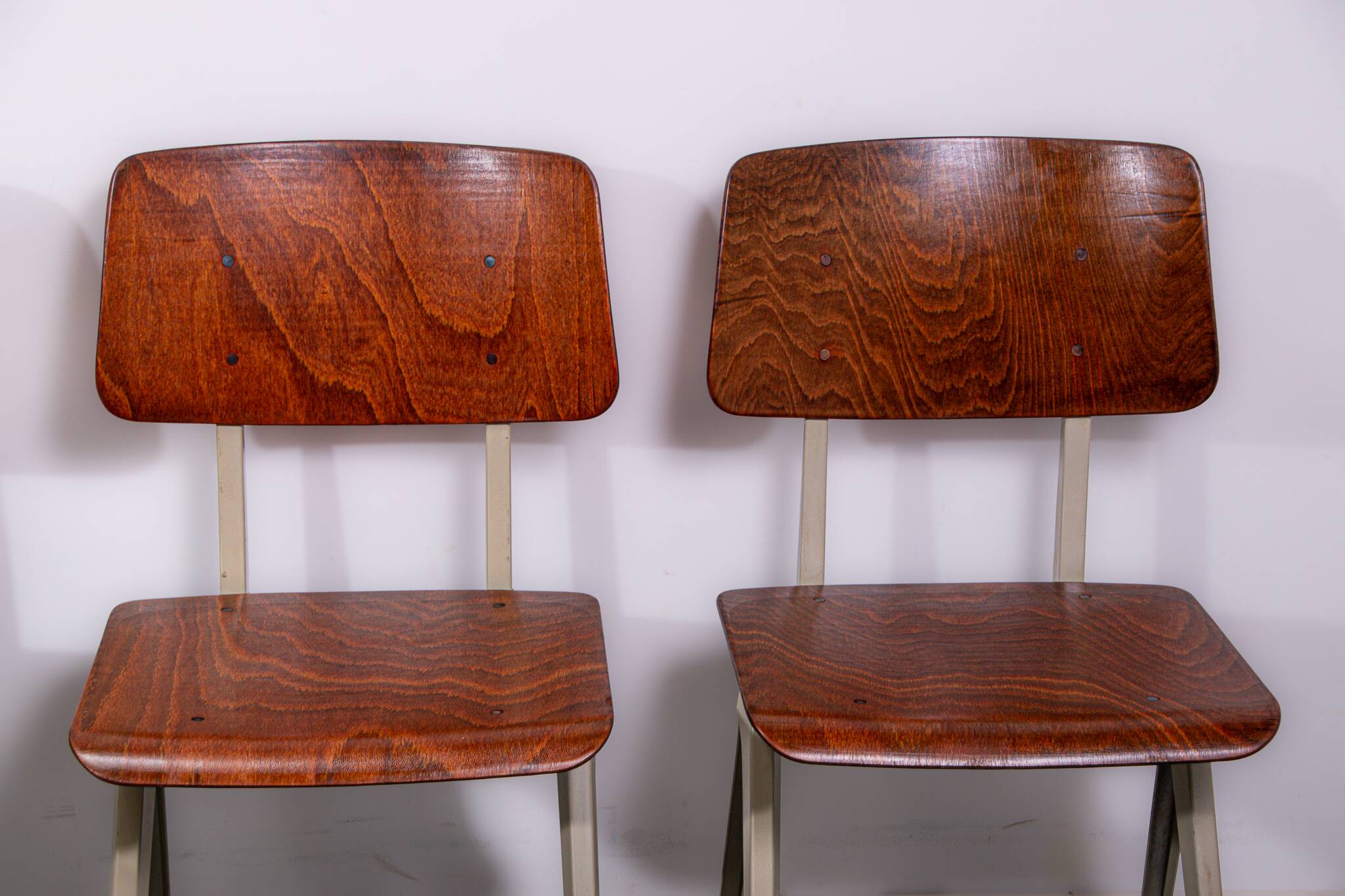 Chaise S16 par Galvanitas. Environ 1970.