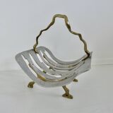 Porte buches de cheminée moderniste, laiton et aluminium, 1970