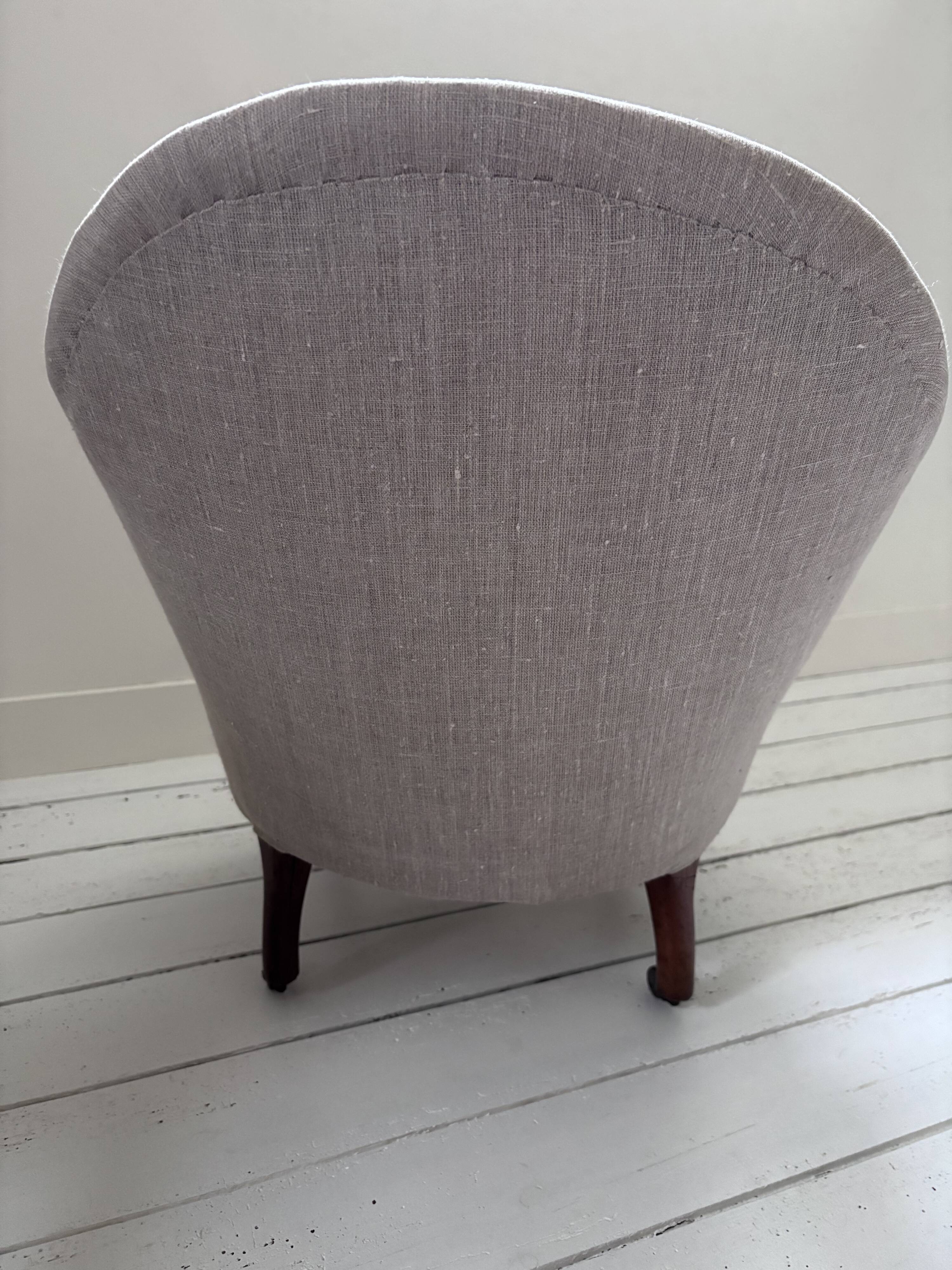 Children's toad chair