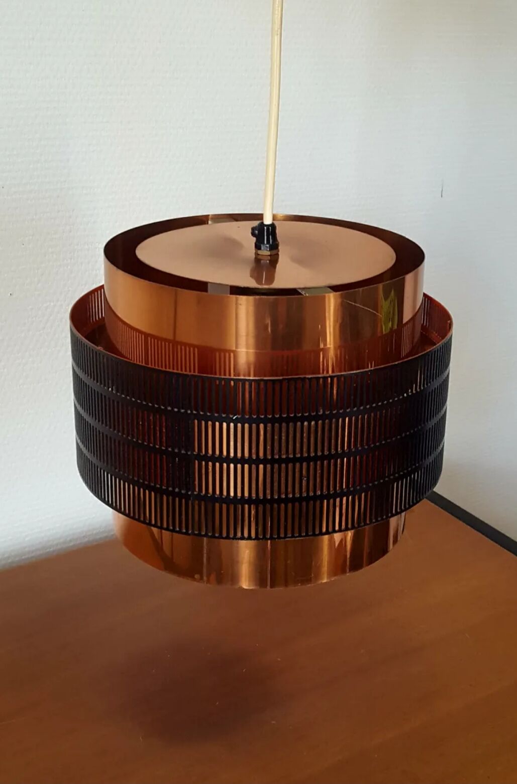 Scandinavian hanging lamp