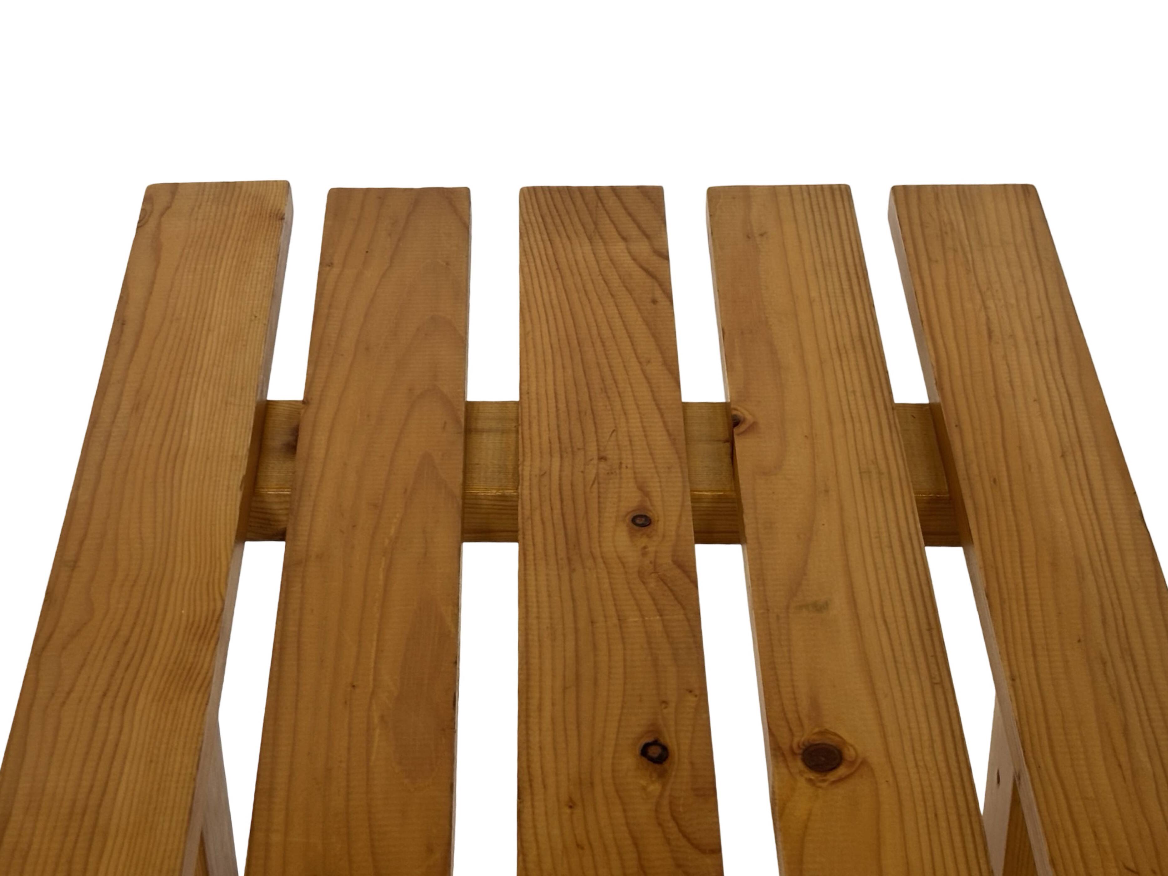 Vintage Scandinavian modern pinewood slatted bench from the 1960's
