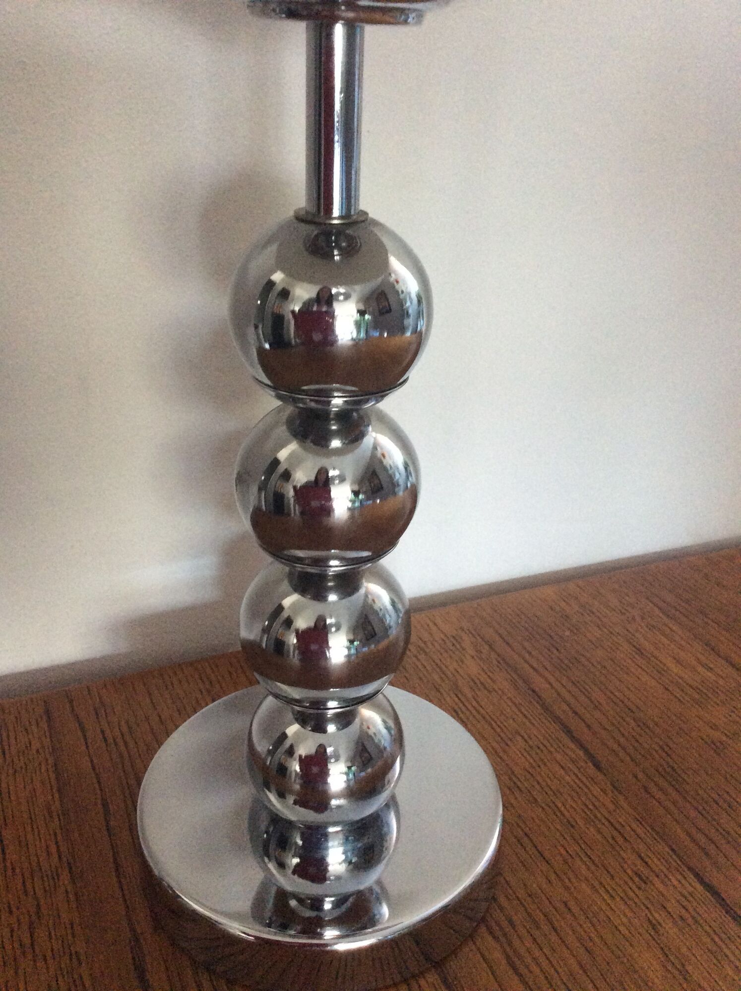Lampe champignon vintage années 70 pied chromé  et globe opaline
