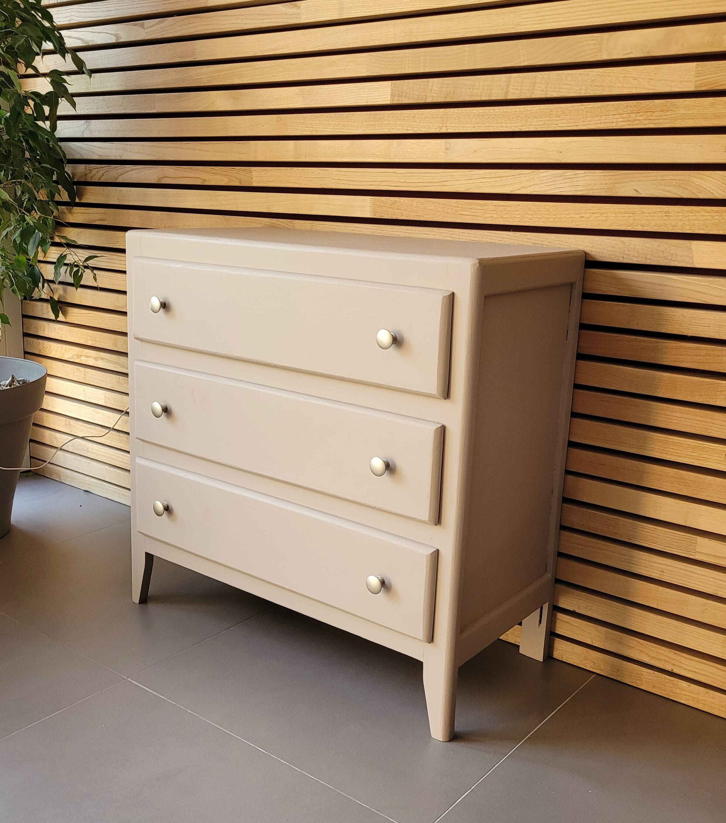 Commode parisienne vintage
