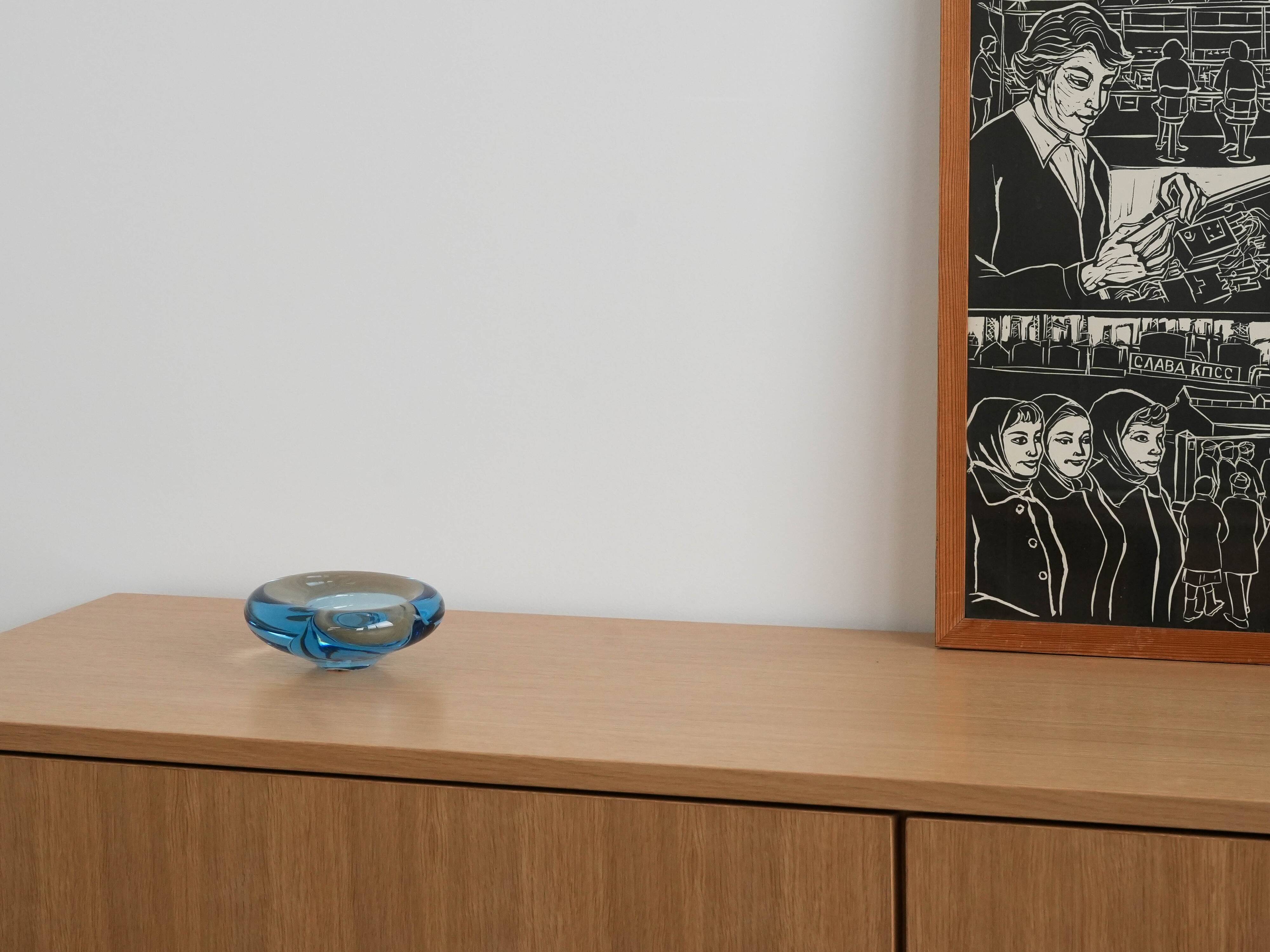 Glass platter, Danish design, 1960s, manufacturer: Holmegaard, designer: Pe