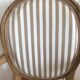 Paire de fauteuils à médaillon époque Louis XVI