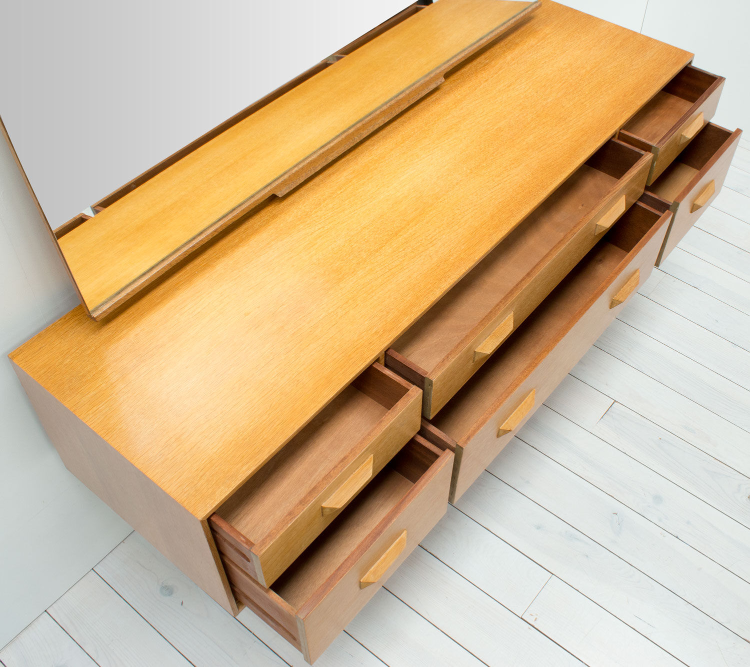 Dressing table by John & Sylvia Reid for Stag, 1960