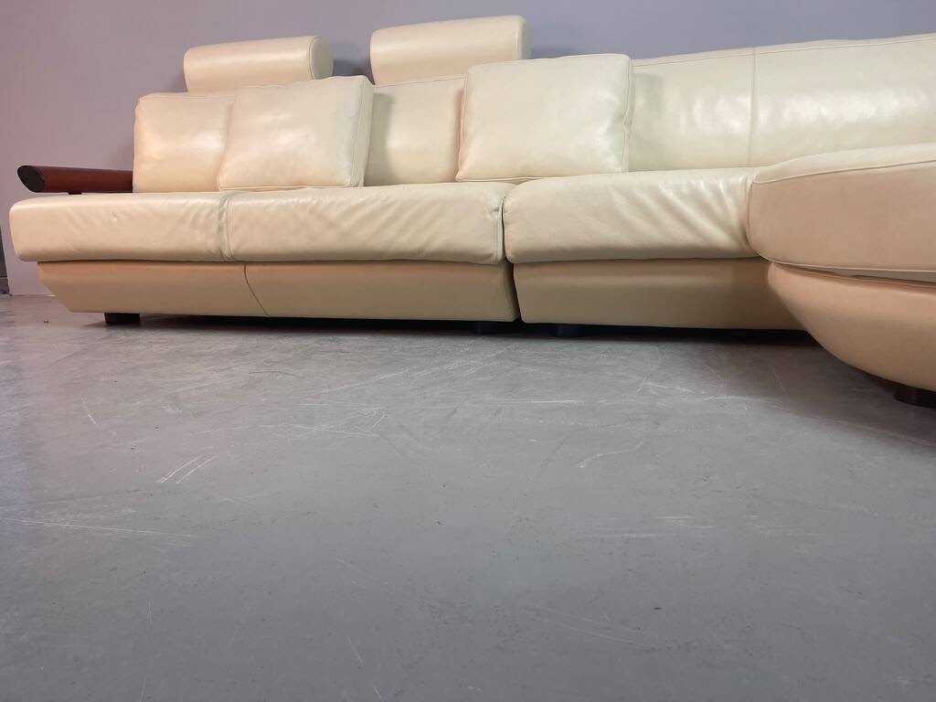 Exceptional Mid-Century Frighetto Italian Cream Leather Landscape Sofa with
