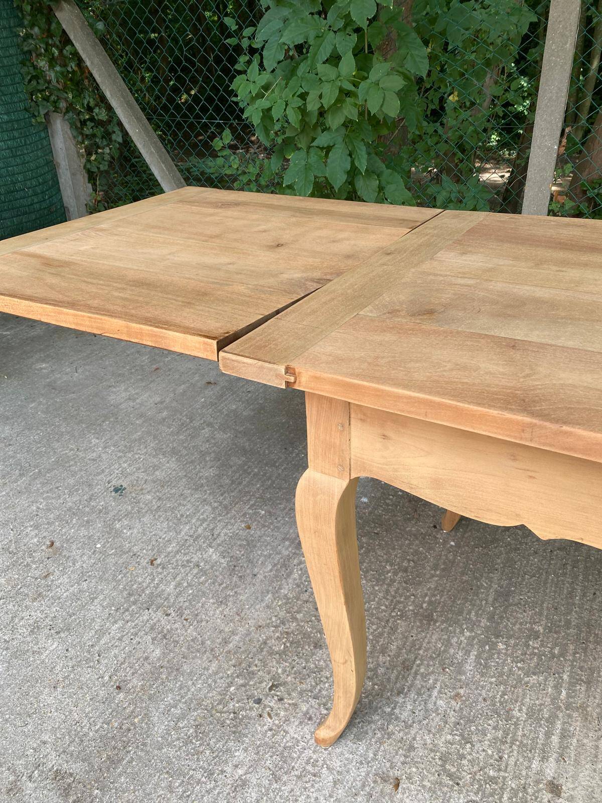 Louis XV extendable dining table from the 18th century, renovated in solid oak, 315cm