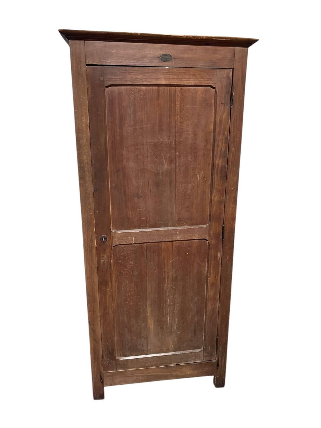 Small Parisian wardrobe