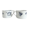 Paire de tasse style bistrot porcelaine blanche liseré bleu motif petit déjeuner