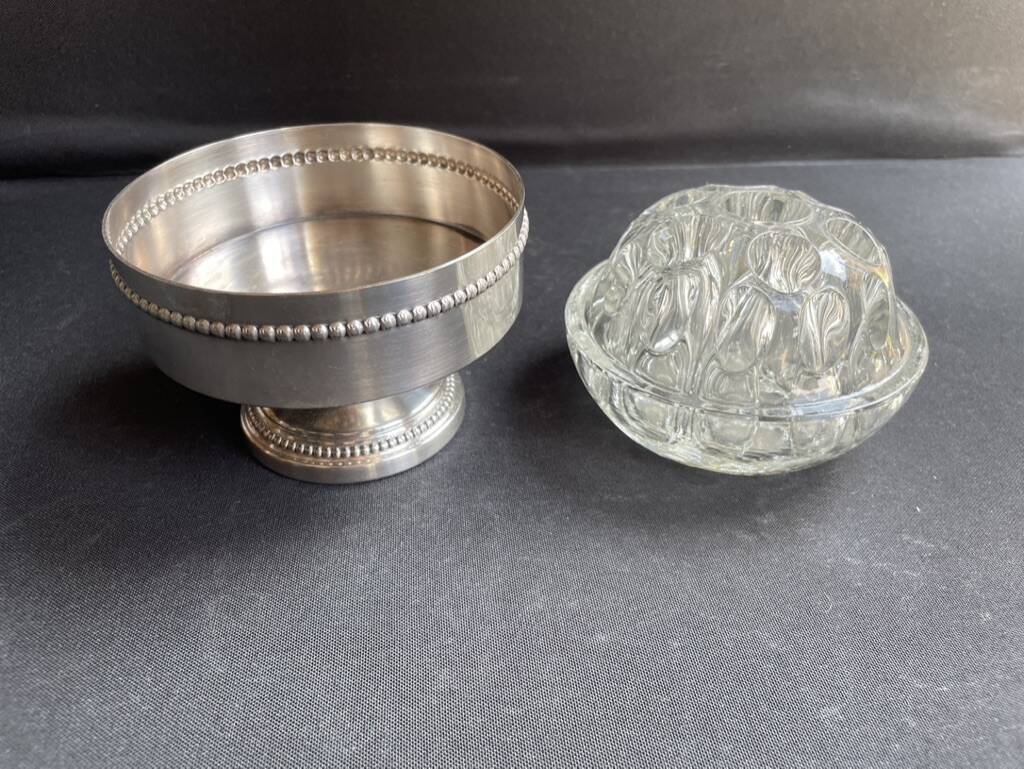 Pique-fleurs - Silver metal and glass