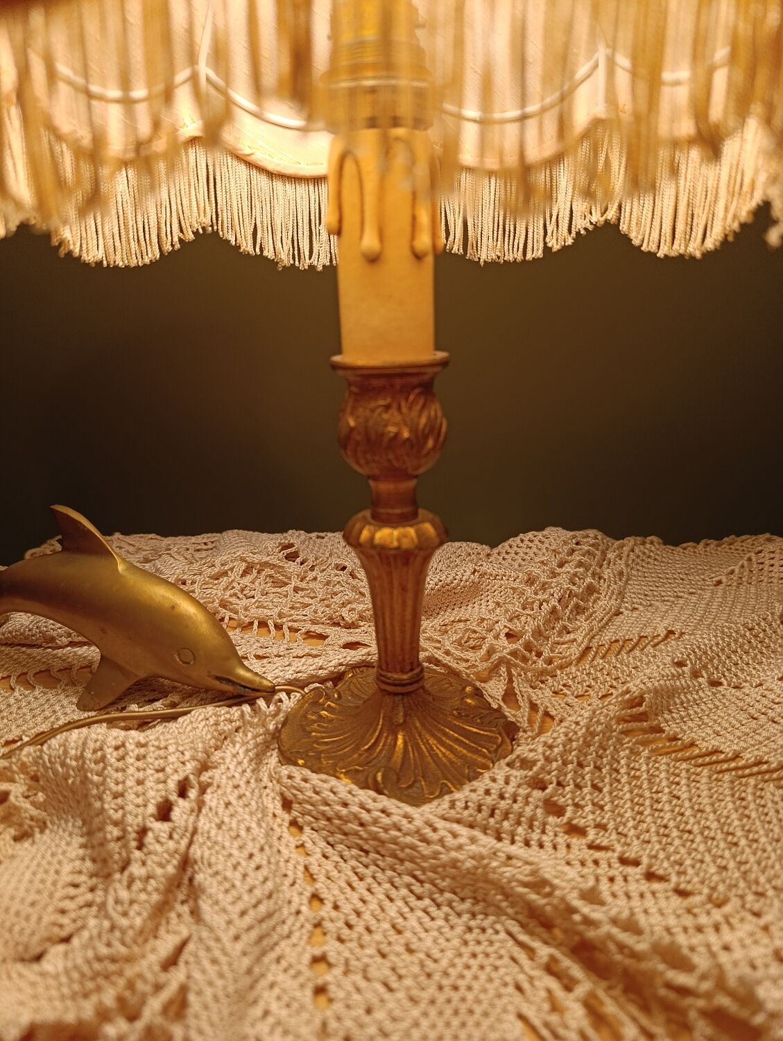Vintage brass granny lamp | Ecru silk pagoda shade, 1950s/60s